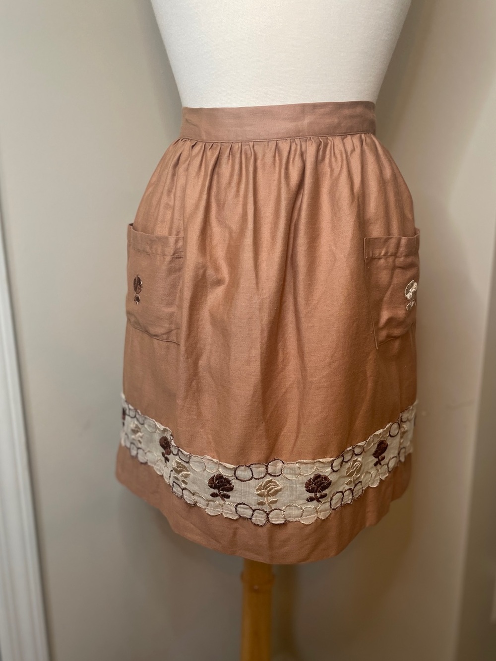 Vintage Brown Embroidered Apron